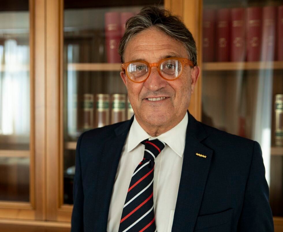 M5S: Togliete l'IVA dal costo dei profilattici. Senatore Marinello, "bisogna tutelare i giovani" 1 senatore marinello