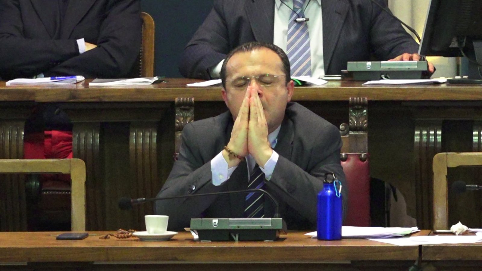 Covid 19 a Messina : ciascuno si assuma le proprie responsabilità 1 de luca pray