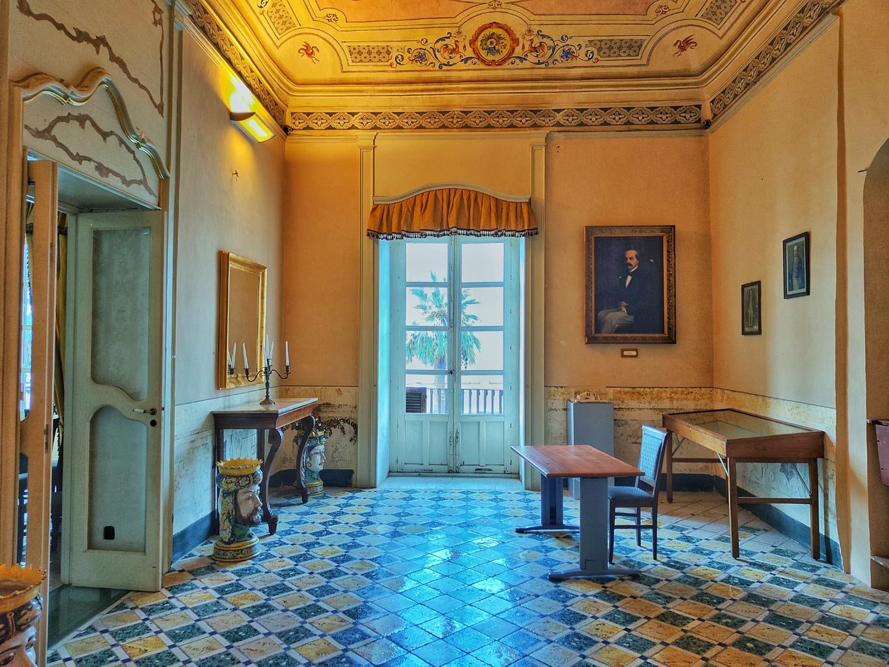 Milazzo: presentato a palazzo D’Amico il progetto di Arpa e Cnr denominato NOSE, un'App per identificare l'origine di miasmi olfattivi 13 pal damico