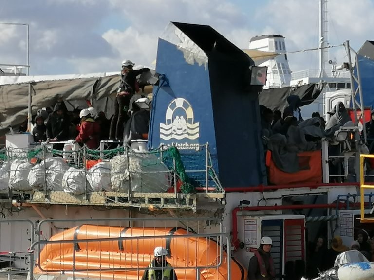 ORDINANZA SINDACALE : I PROVVEDIMENTI PRECAUZIONALI PER IL TRATTAMENTO DEI MIGRANTI A BORDO DELLA NAVE “SEA WATCH 3”