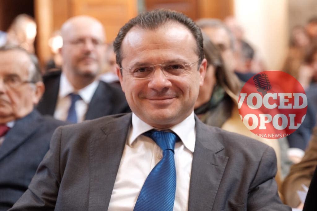 Cateno De Luca, la conferma della corsa alla Regione. Dimissioni da sindaco a febbraio? 1 deluca primo piano