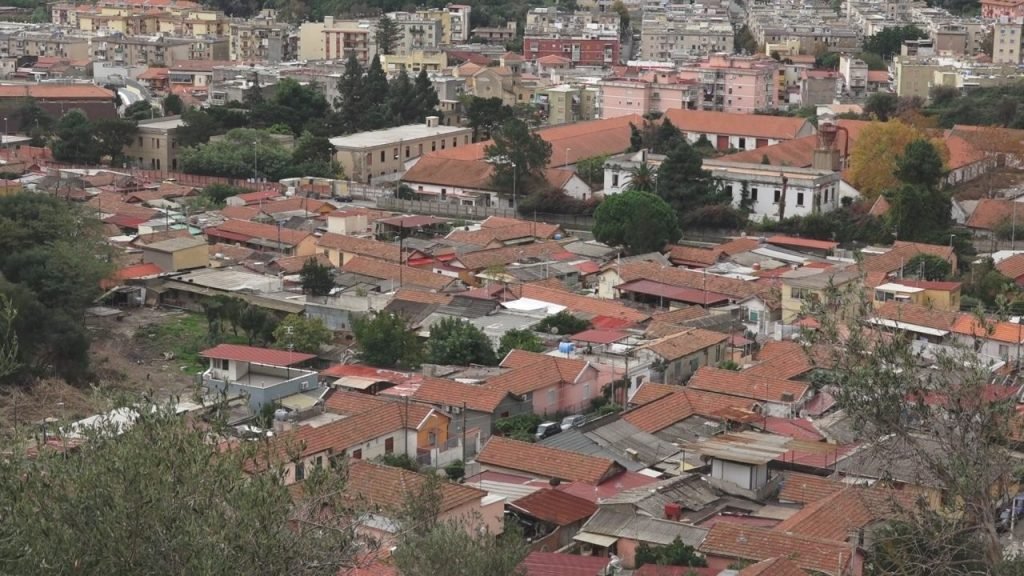 Fondi Pinqua Messina - Oteri "Il re è nudo ma ha fatto marcia indietro" 2 bisconte