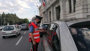 Fase 2 - Messina, accurati controlli dei Carabinieri. No a due persone su scooter e senza mascherina al seguito. 11 controlli cc fase 2 21