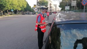 Fase 2 - Messina, accurati controlli dei Carabinieri. No a due persone su scooter e senza mascherina al seguito. 8 controlli cc fase 2 26