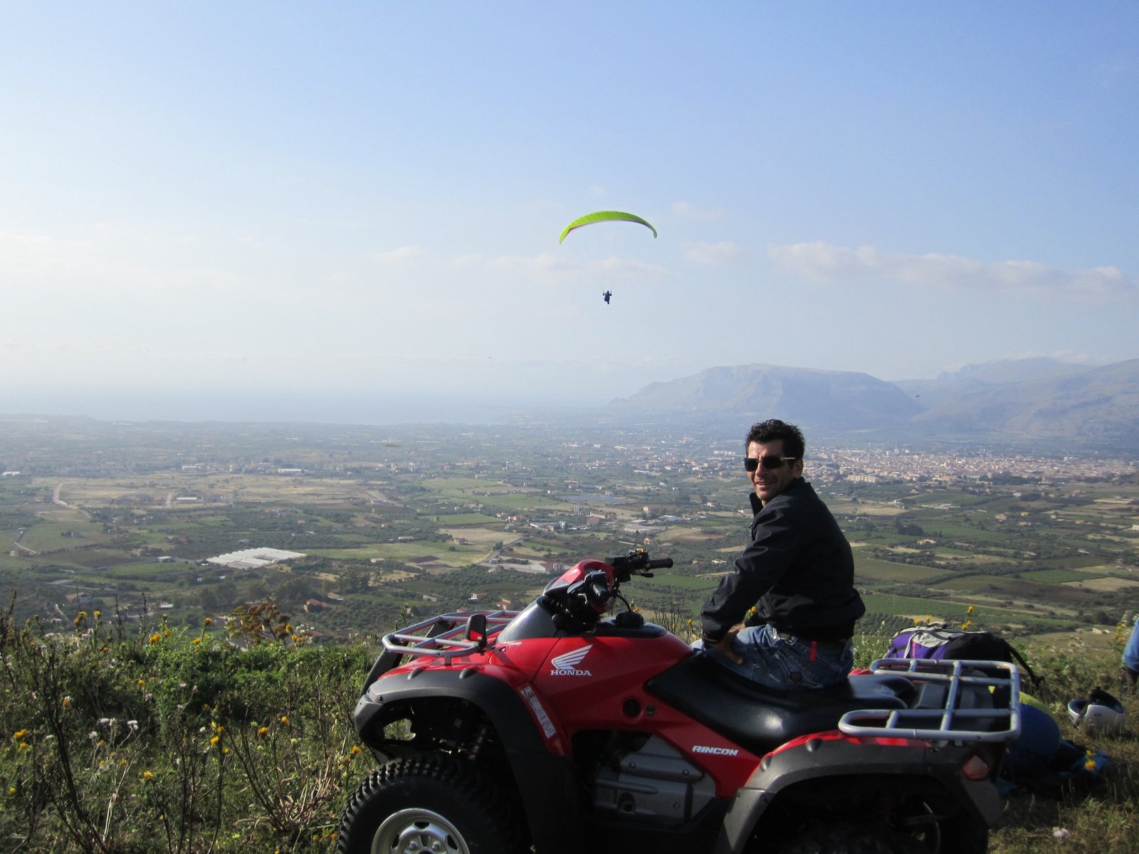 E' morto l'uomo precipitato con il parapendio a Trappeto 1 257990 174114695982187 3247057 o