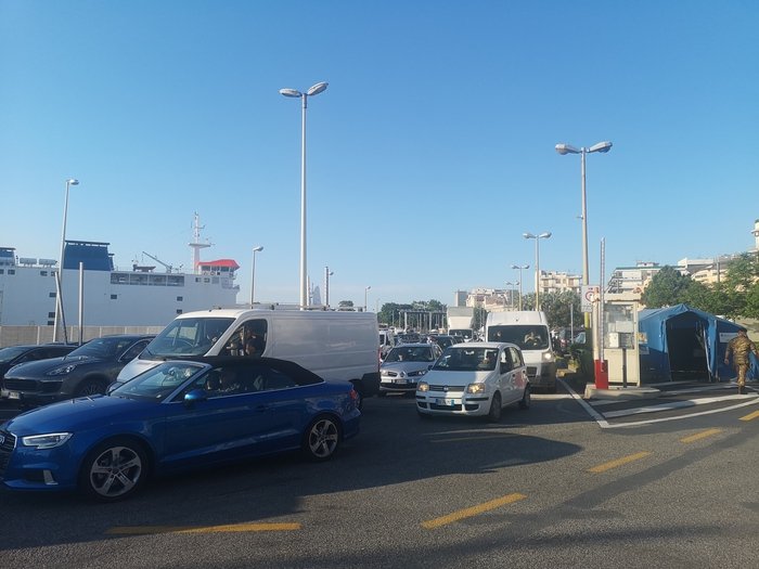 SICILIA APERTA e lunghe code agli imbarchi 1 8751600e7acce2333672c4b481a1637f