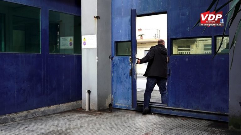 Carcere di Barcellona, ai domiciliari la medica messinese e l'infermiera con l'accusa di introduzione di droga e cellulari all'interno della struttura carceraria