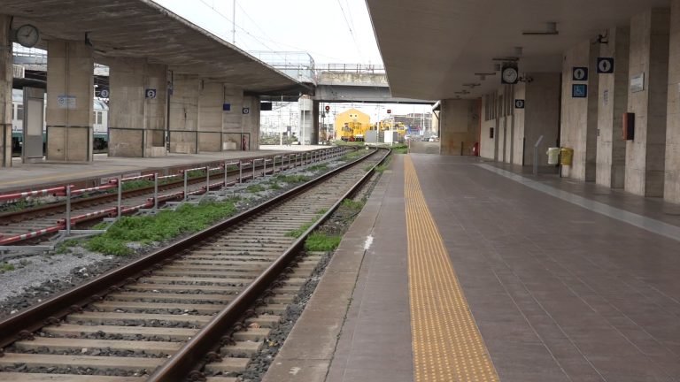 Metroferrovia, slitta l'avvio del biglietto integrato. UIltrasporti: occorre essere pronti entro settembre per il prossimo anno scolastico
