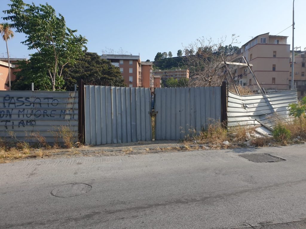 Ex villa De Gregorio : Rossellini (M5S), "dal Comune ancora nessuna risposta al progetto per riqualificare area". 3 ex villa di gregorio giostra 2