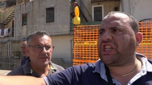 Sequenza 02.00 11 50 21.Immagine003