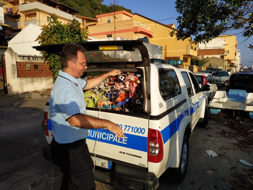 San Saba ed Acqualadroni: sequestrati 168 ombrelloni e 4 sedie installati abusivamente. 14 WhatsApp Image 2020 08 01 at 14.54.10