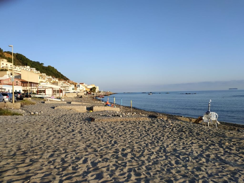 San Saba ed Acqualadroni: sequestrati 168 ombrelloni e 4 sedie installati abusivamente. 11 WhatsApp Image 2020 08 01 at 14.54.10 4