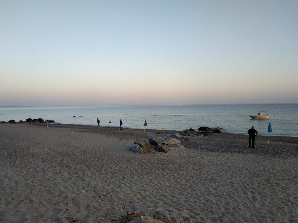 San Saba ed Acqualadroni: sequestrati 168 ombrelloni e 4 sedie installati abusivamente. 4 WhatsApp Image 2020 08 01 at 14.54.12