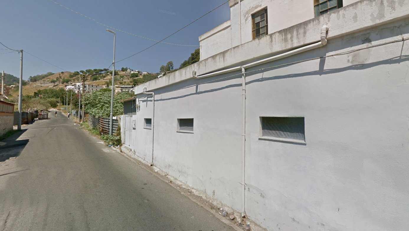 Fuga Migranti: i residenti trovano un migrante nascosto dietro la Chiesa di via Grosseto 1 via grosseto