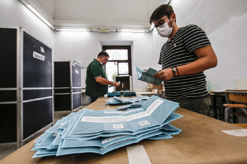 Referendum: il voto è un dovere civico! Ma il Sindaco di Messina cosa farà? 2 Voto durante pandemia