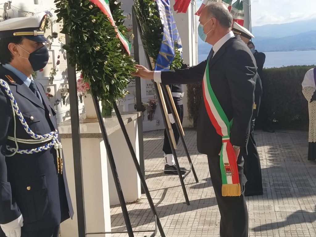 Consiglio di Stato - Comandante Polizia Locale non più legittimo se non appartenente ai ruoli. Il caso di Milazzo 2 midili omaggio caduti bis