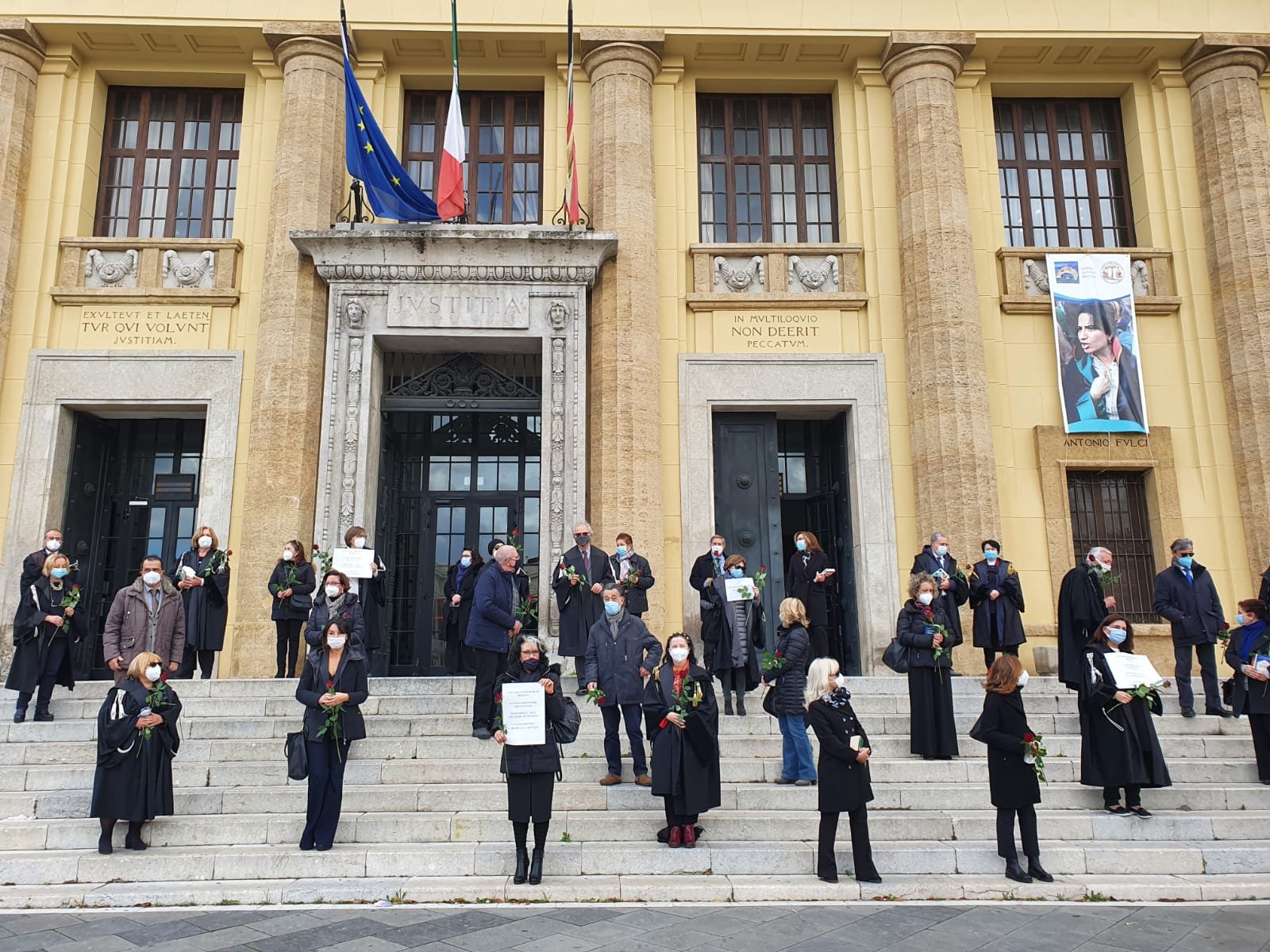 Anche a Messina la protesta dei Giudici Onorari 1 protesta giudici onorari