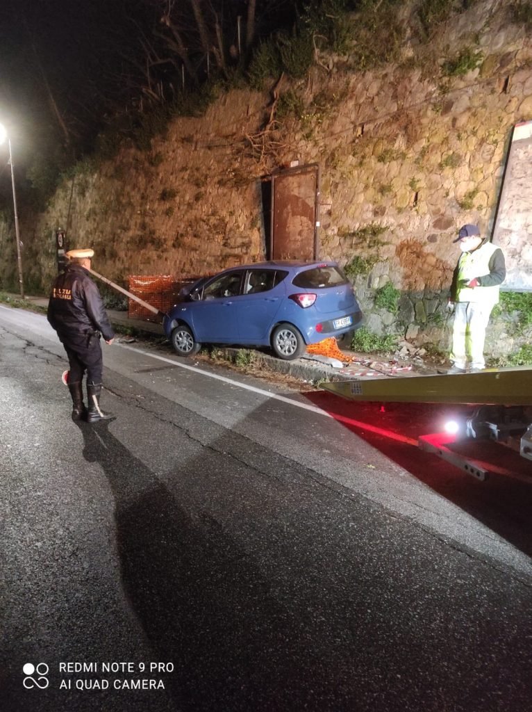 Incidente sulla Panoramica. Lievemente ferito un giovane, sanzionato dai motociclisti della Municipale per violazione del Dpcm 2 WhatsApp Image 2021 03 20 at 07.23.43