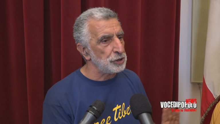 Palloni, porte da calcio, canestri, corsi formativi... 100 mila euro: "CHI L'HA VISTI?"