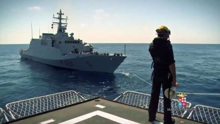 Ufficiale della Marina Militare arrestato per aver venduto segreti militari ai russi