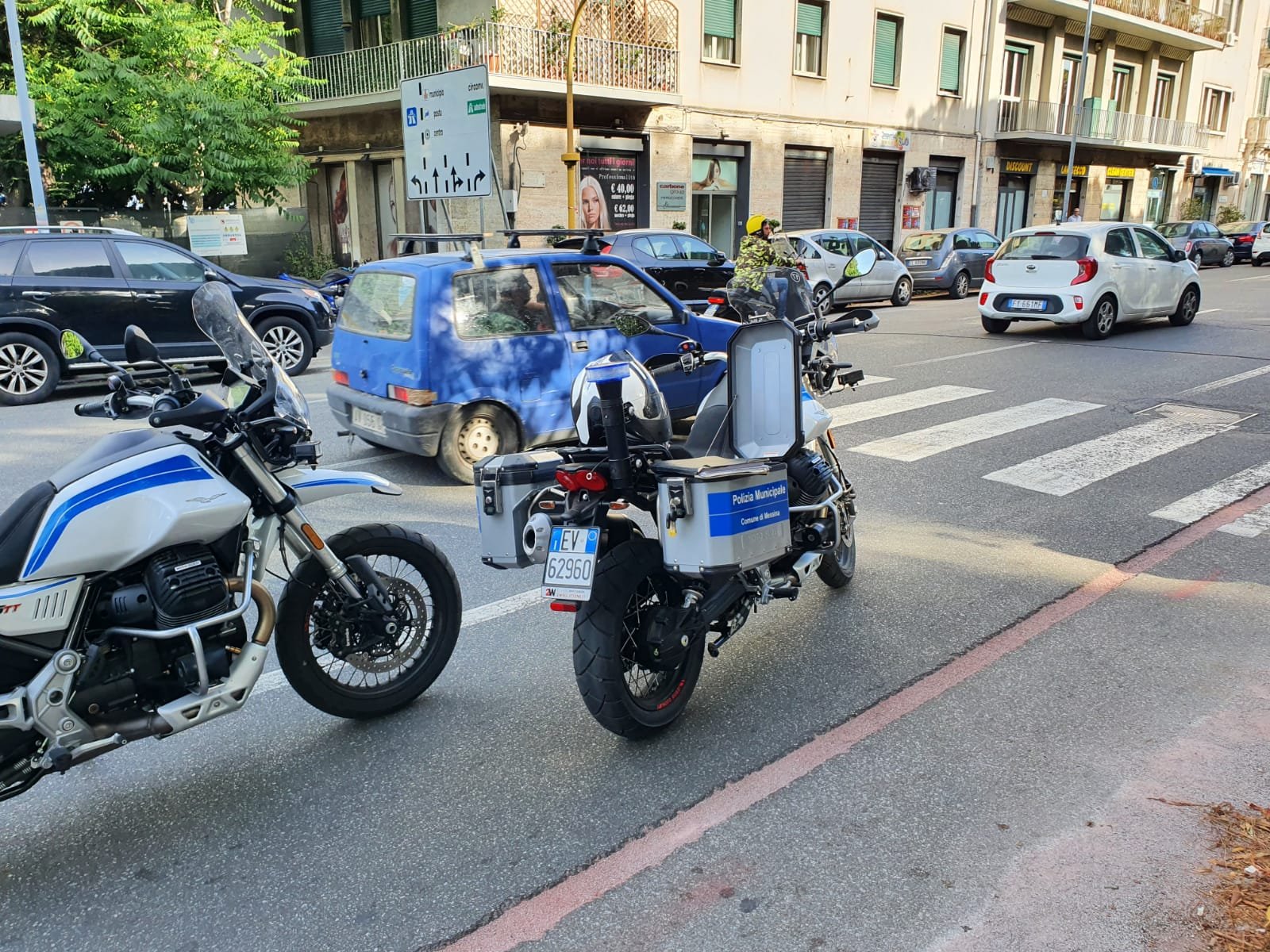 Corso Cavour: scooter investe due pedoni su strisce pedonali 4 IMG 20210528 WA0012