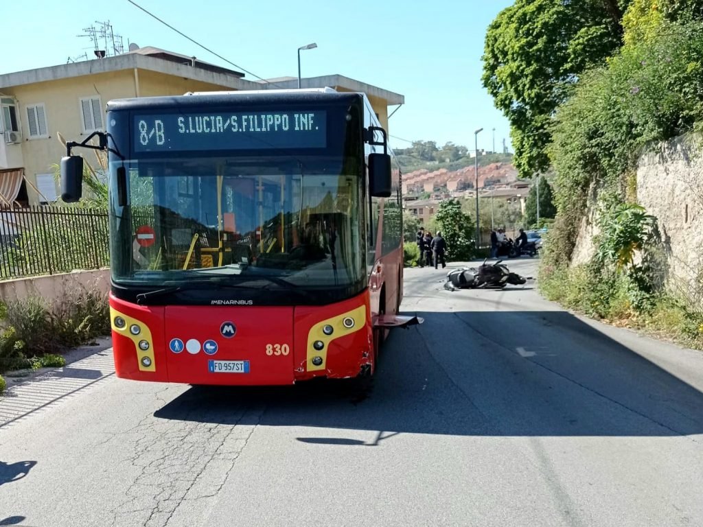 Scontro scooter con bus a San FIlippo (Me): in prognosi riservata il centauro 5 WhatsApp Image 2021 05 11 at 20.40.58