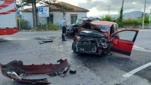 Scontro frontale a Granatari. Due feriti in codice rosso 6 IMG 20210703 WA0006