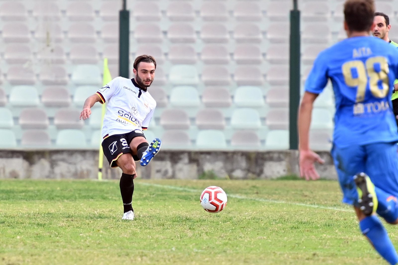 CALCIO - PAOLO GIOFRÈ ALLA TURRIS. LA SODDISFAZIONE DELL’F24 E DELLA ANT&ANNA COPPOLA SRL 1 Paolo Giofre 2 foto Giovanni Isolino
