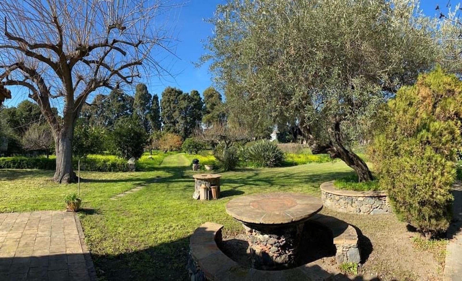 Parco Archeologico di Naxos Taormina Giardino delle Rose scaled