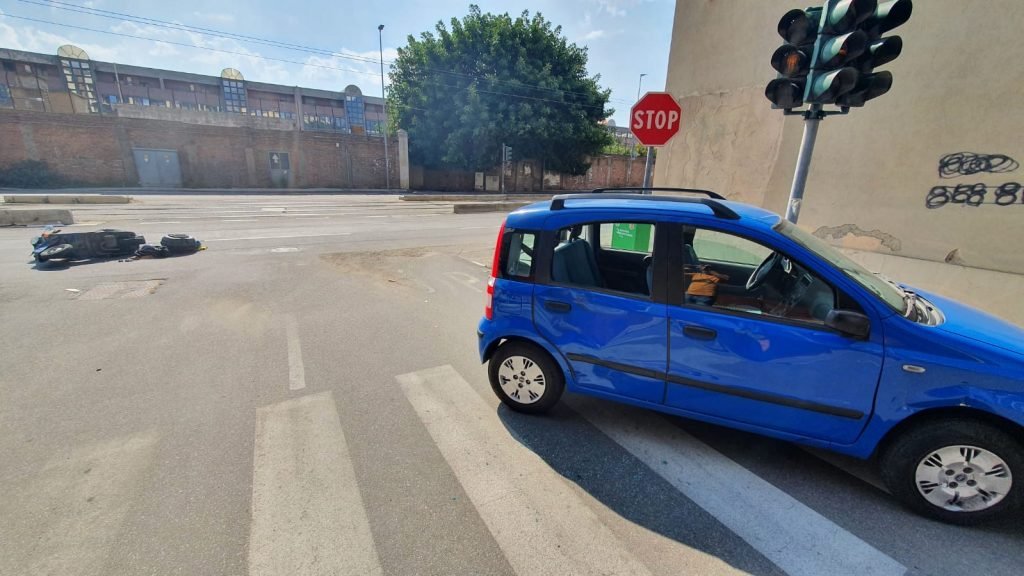 Scontro auto-scooter in via Bonino. In codice rosso lo scooterista 2 IMG 20210913 WA0003