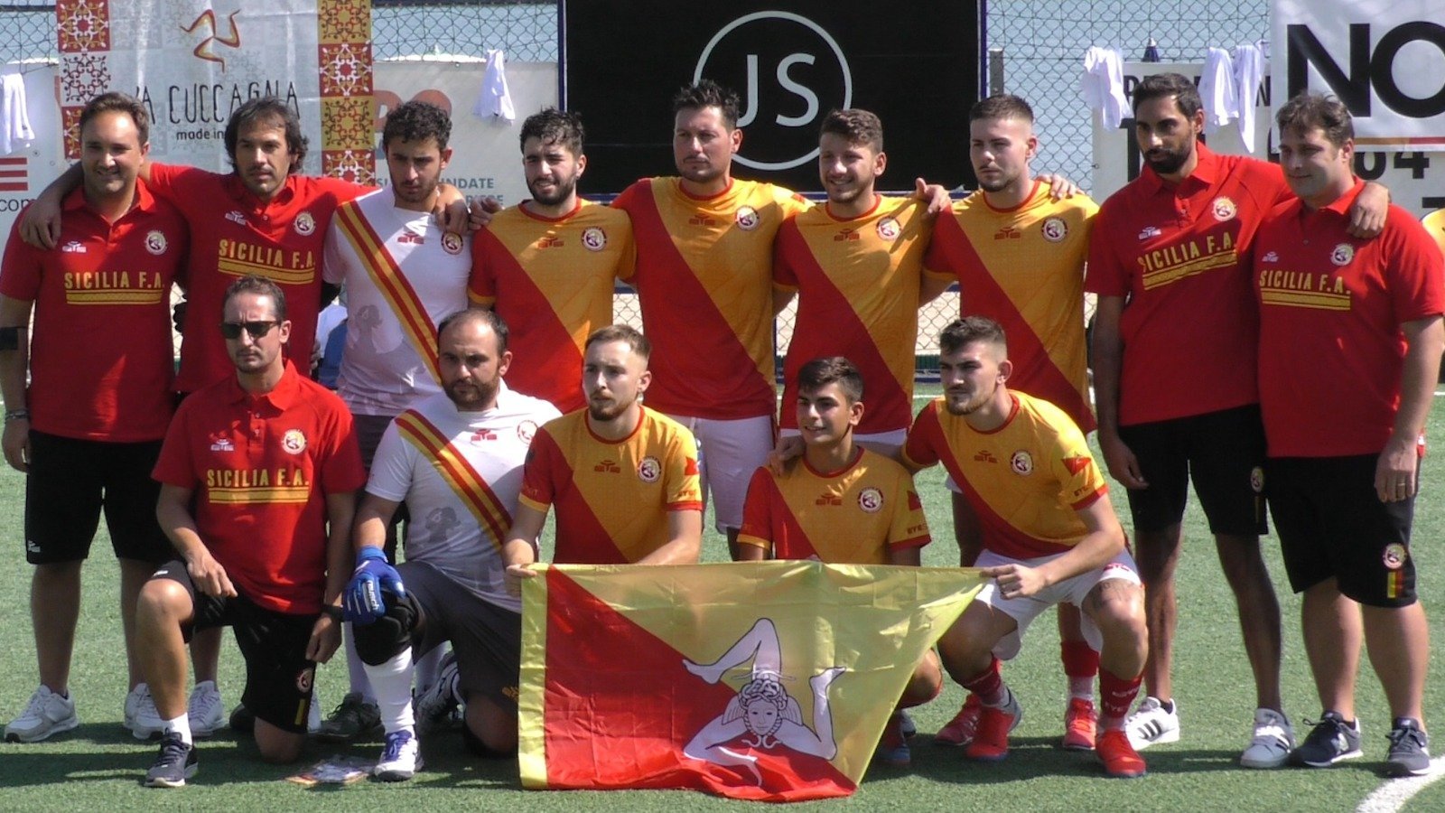 Esordio della Sicilia F.A., la Nazionale Siciliana, alla Mediterranean Cup 2021 - The Futsal Premiere 1 Staff e squadra