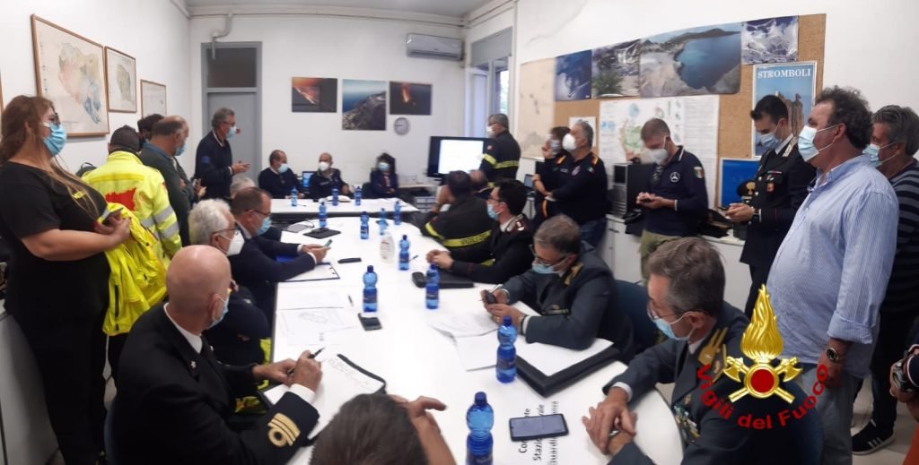 Isola di Vulcano: riunione plenaria presso la sede INGV per il monitoraggio del cratere e delle emissioni 2 5A434491 502A 44B7 A7F0 D16B02116C1C