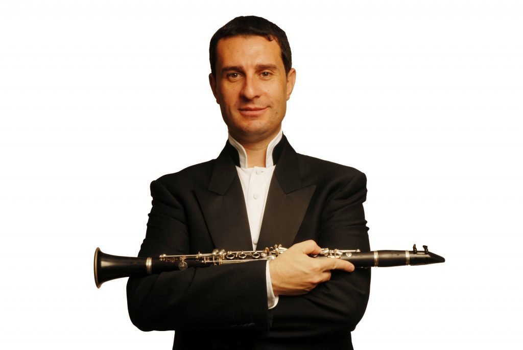 Teatro Vittorio - Il concerto di domenica 3 ottobre conclude il concorso MESSINA INTERNATIONAL CLARINET COMPETITION – ITALY “WORKING IN THE ORCHESTRA” 3 Calogero Palermo