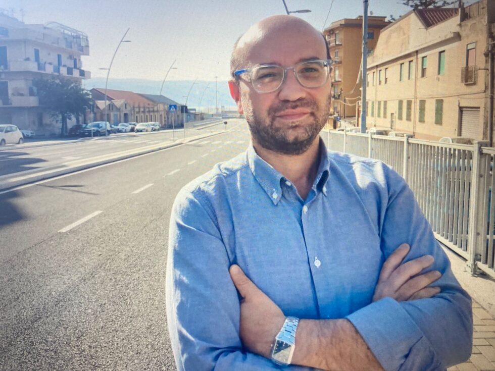 Terza Muncipalità - COGLITORE "RISANAMENTO SI MA ANCHE CACCIA AI FURBETTI CHE OCCUPANO ABUSIVAMENTE UN ALLOGGIO E AI MOROSI!" 1 giuseppe coglitore