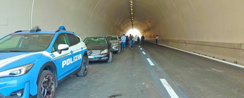 A18, riapre tratto interessato dalla frana di Letojanni. 2 1000108616