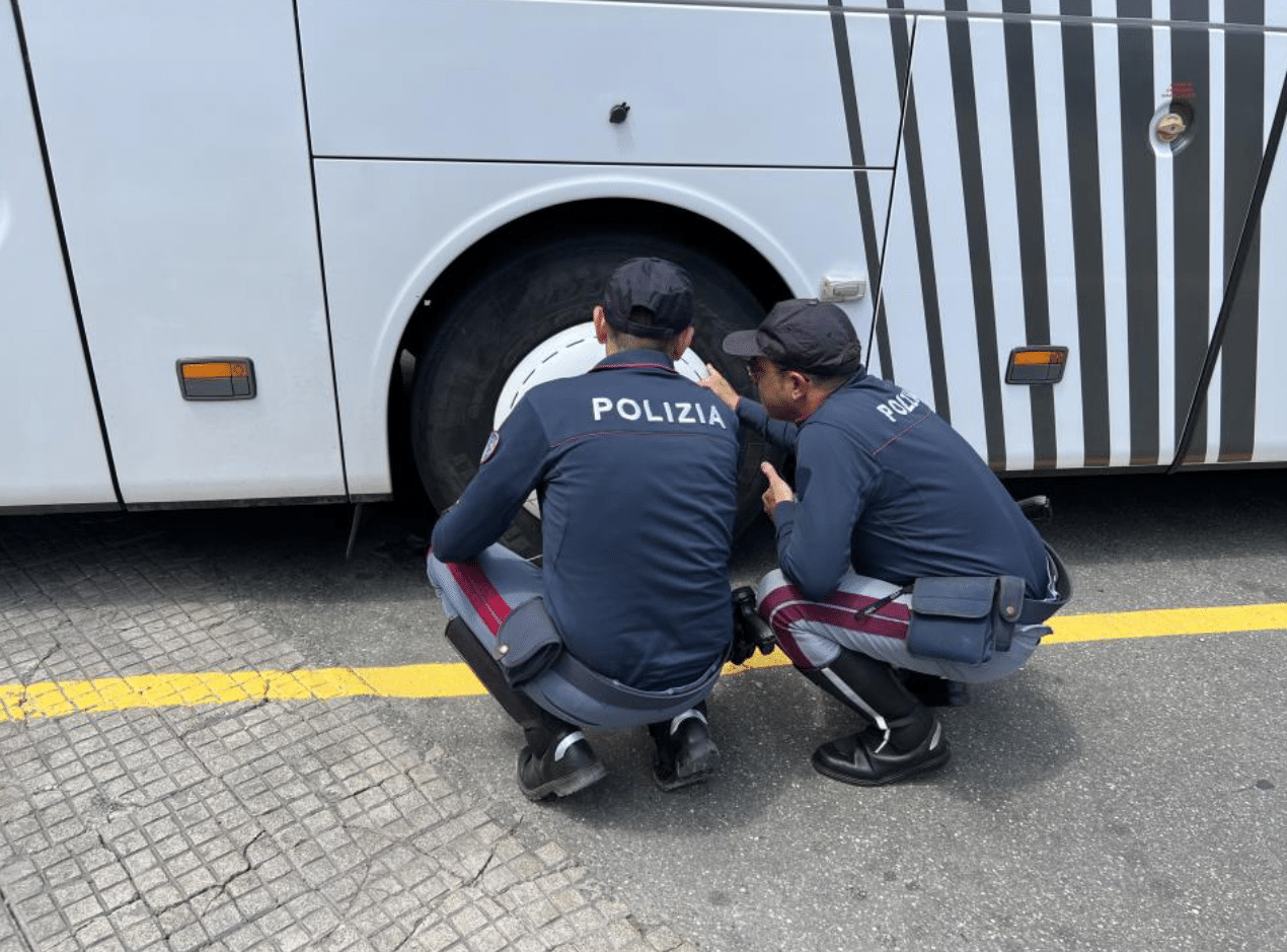“PNEUMATICI” CONTROLLI SERRATI DELLA POLIZIA STRADALE DI MESSINA 6 Screenshot 2024 07 06 125637