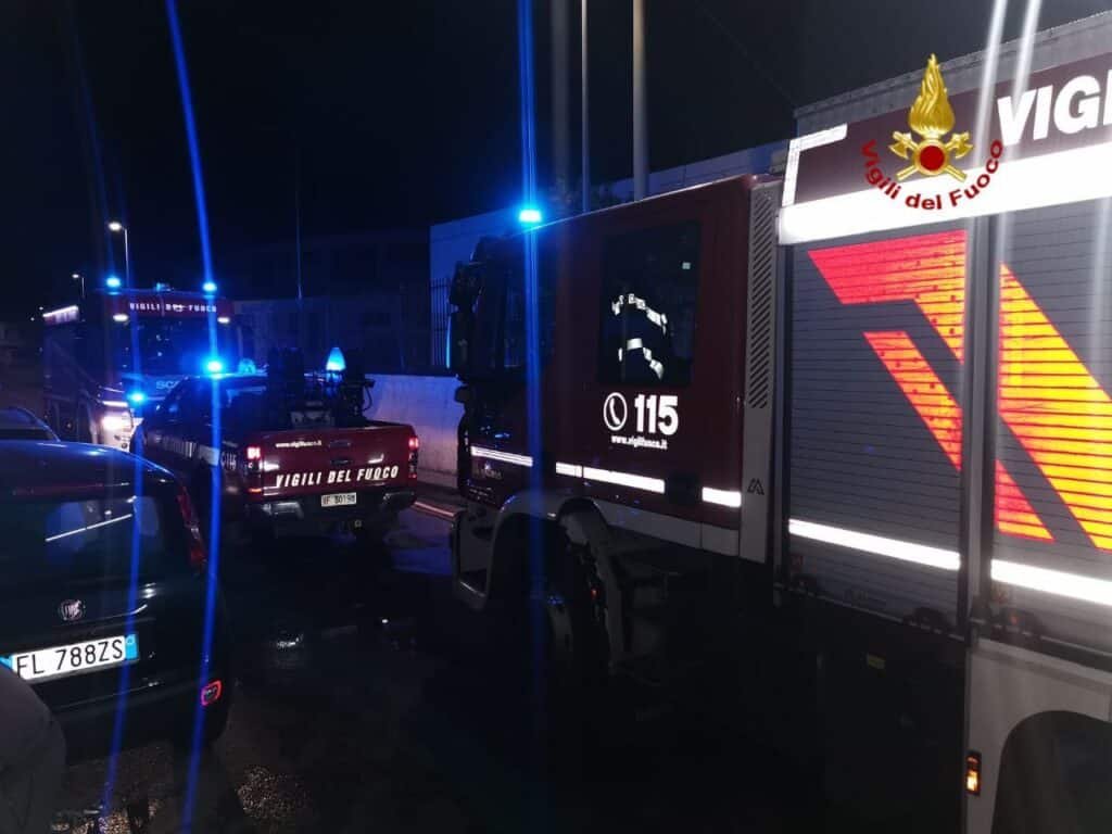 Nizza di Sicilia (Me), incendio di materiali edili e danneggiamento di una vettura 2 WhatsApp Image 2024 07 13 at 09.14.45