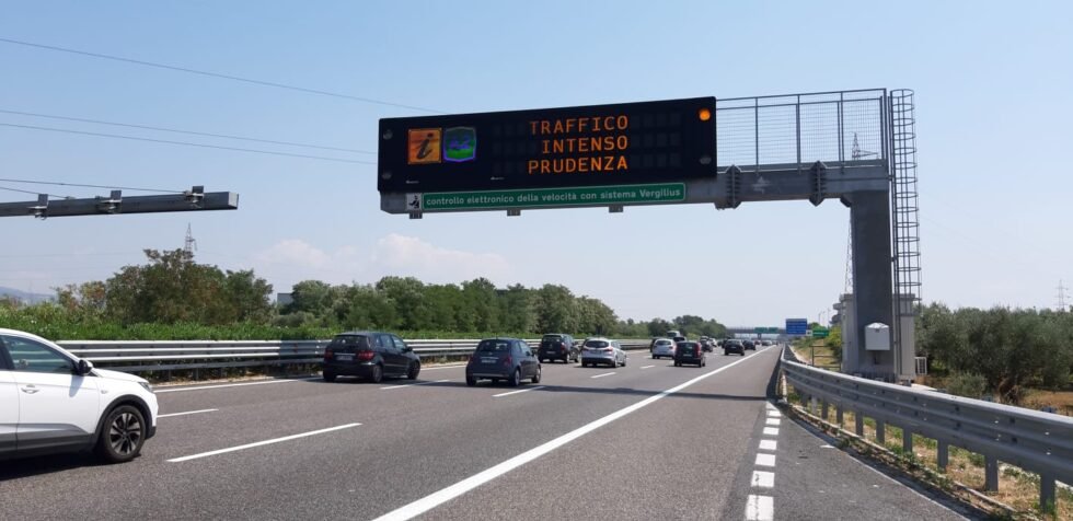 ESODO ESTIVO: TRAFFICO INTENSO MA REGOLARE NEL WEEKEND DI BOLLINO NERO PRIMA DI FERRAGOSTO 1 Anas viabilita 04