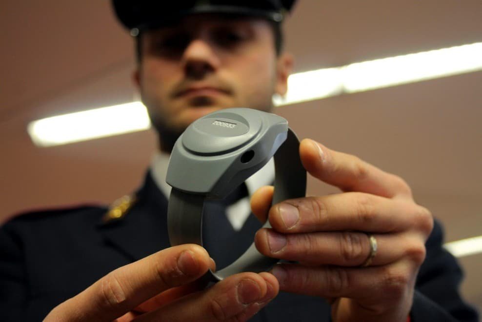 braccialetto elettronico carceri