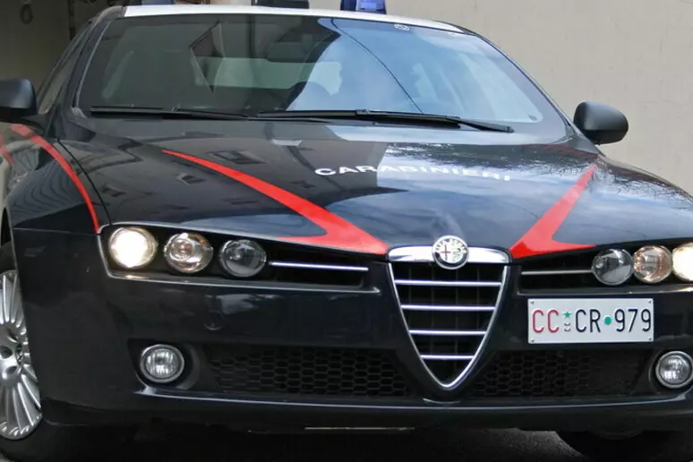 Furti nei negozi e rubava anche in chiesa, arrestato ladro accusato di cinque furti in quattro mesi 1 carabinieri giulia