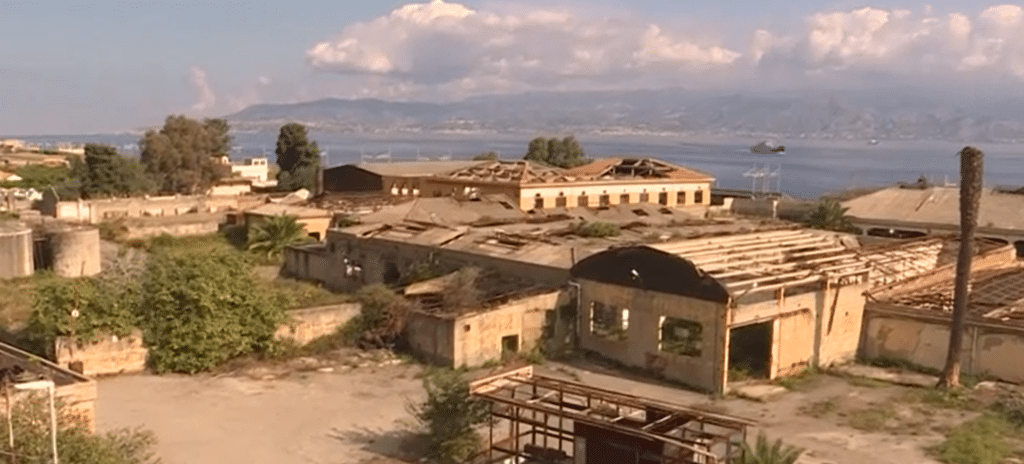 Ex Sanderson definanziata dalla Regione. Ma De Luca perché non si è battuto per dare attuazione alla norma? 2 sanderson 2