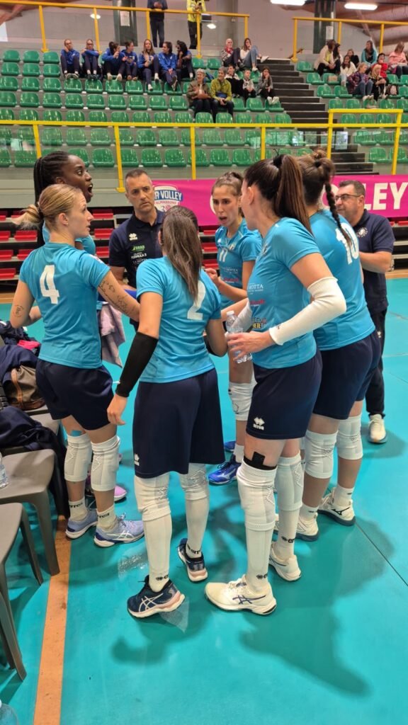 Akademia si gode un altro successo, a Ponte di Legno battuta anche Trentino Volley. Bonafede: “Si è vista un’ottima pallavolo” 3 Akademia vs Trentino 03