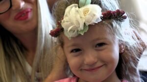 Laboratorio 400 coroncine 05 Foto VediPalermo 1