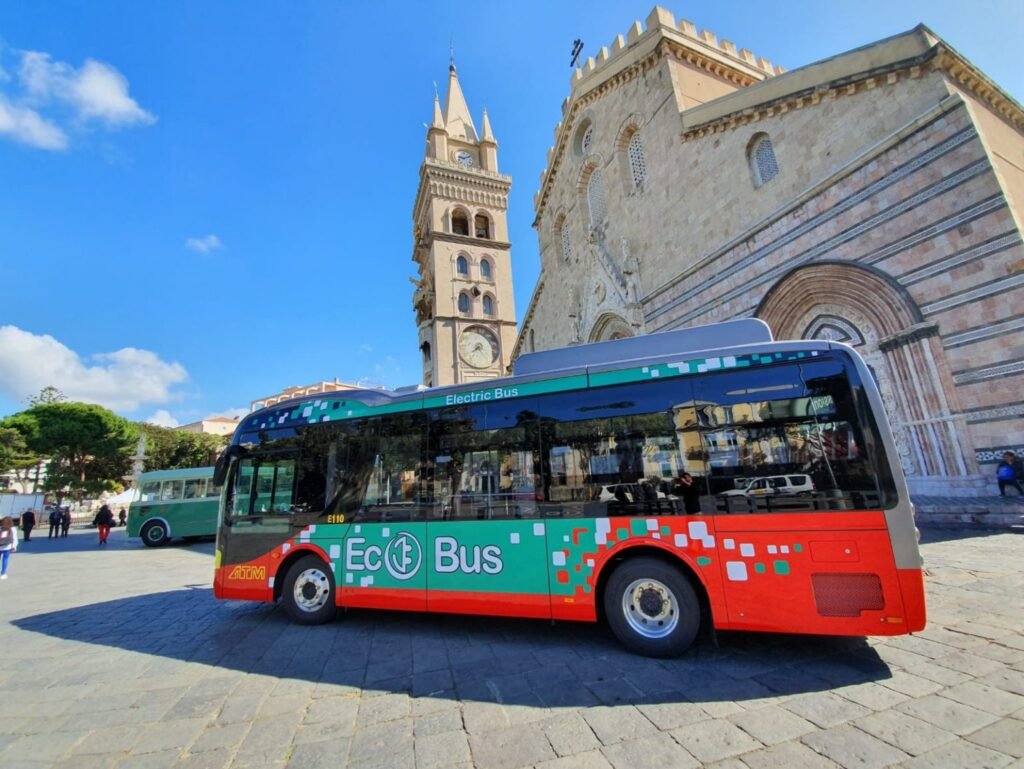 ATM SpA amplia l’offerta: variazione orari linee bus 2 bus2 1536x1153 1