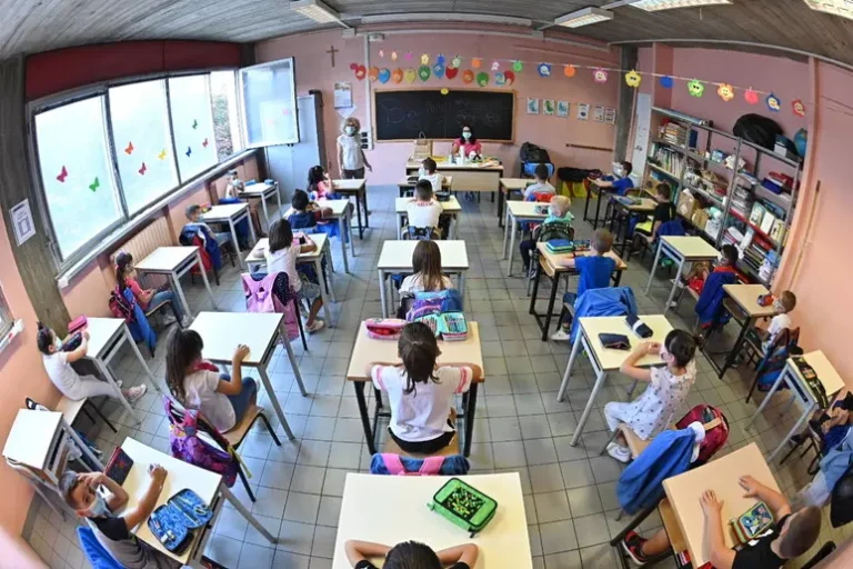 Scuola in Sicilia, la ripartenza tra caldo record e cattedre precarie: a Messina il sostegno si regge sulle deroghe