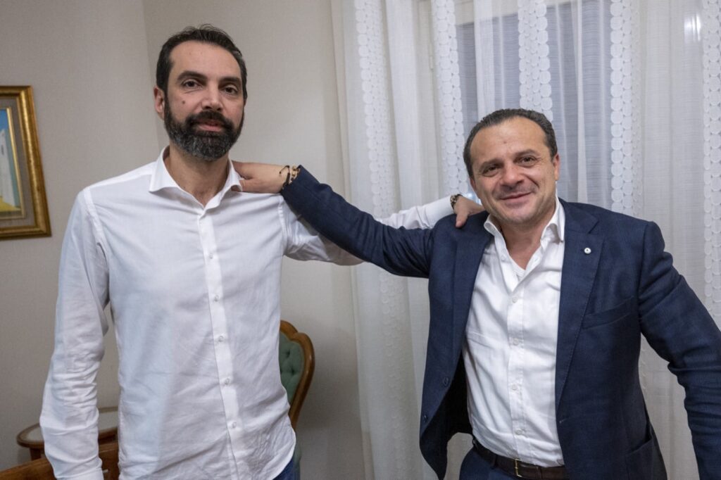 Questione bypass: il Sindaco Basile sventola bandiera bianca ma non parla di dati storici e fatture pagate, e pecca di stile 2 de luca basile 1