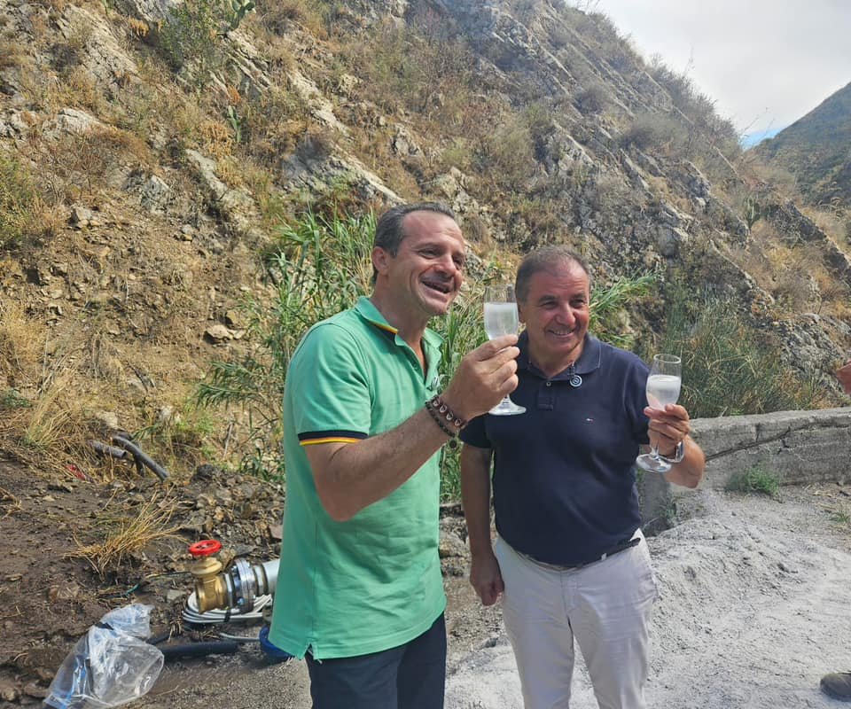 Taormina: il "miracoloso" pozzo del Sifone esisteva già ed era otturato. "Champagne" da un pozzo vicino... 1 deluca campagna champagne