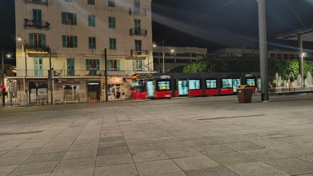 “Sostenibilità urbana. Decarbonizzazione, elettrificazione e innovazione". Messina "caso studio" per Trasporti, illuminazione e differenziata. Il RAPPORTO 2 piazza cairoli