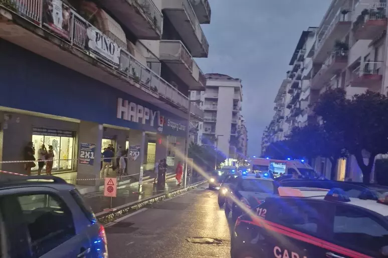 Rissa in pieno centro a Lamezia Terme, un ferito 1 rissa lamezia