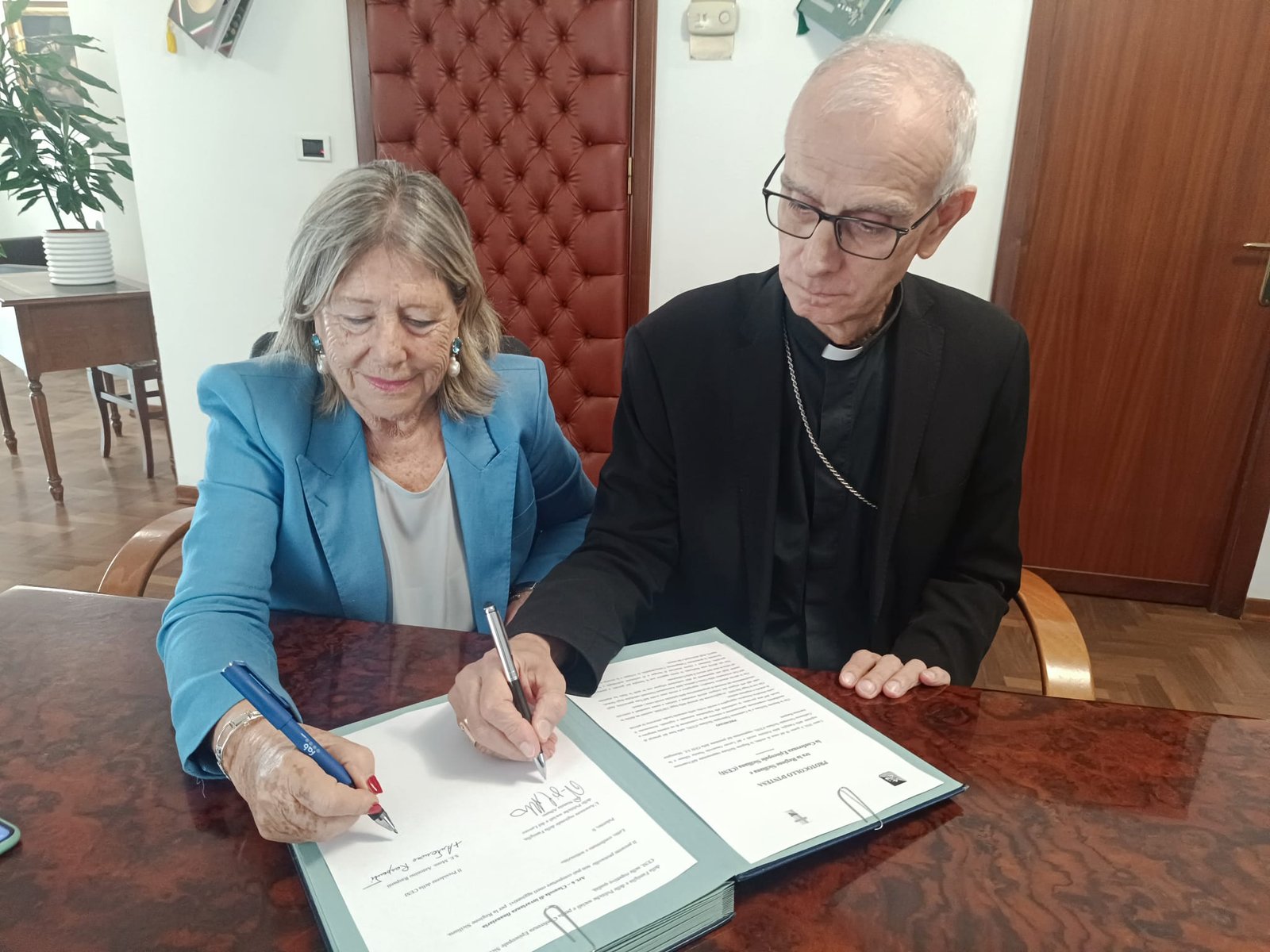 Albano e Raspanti alla firma del protocollo